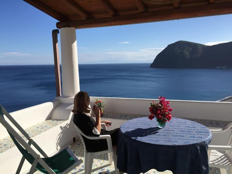 Casa Vacanze Vista Mare Mela B Lípara Exterior foto